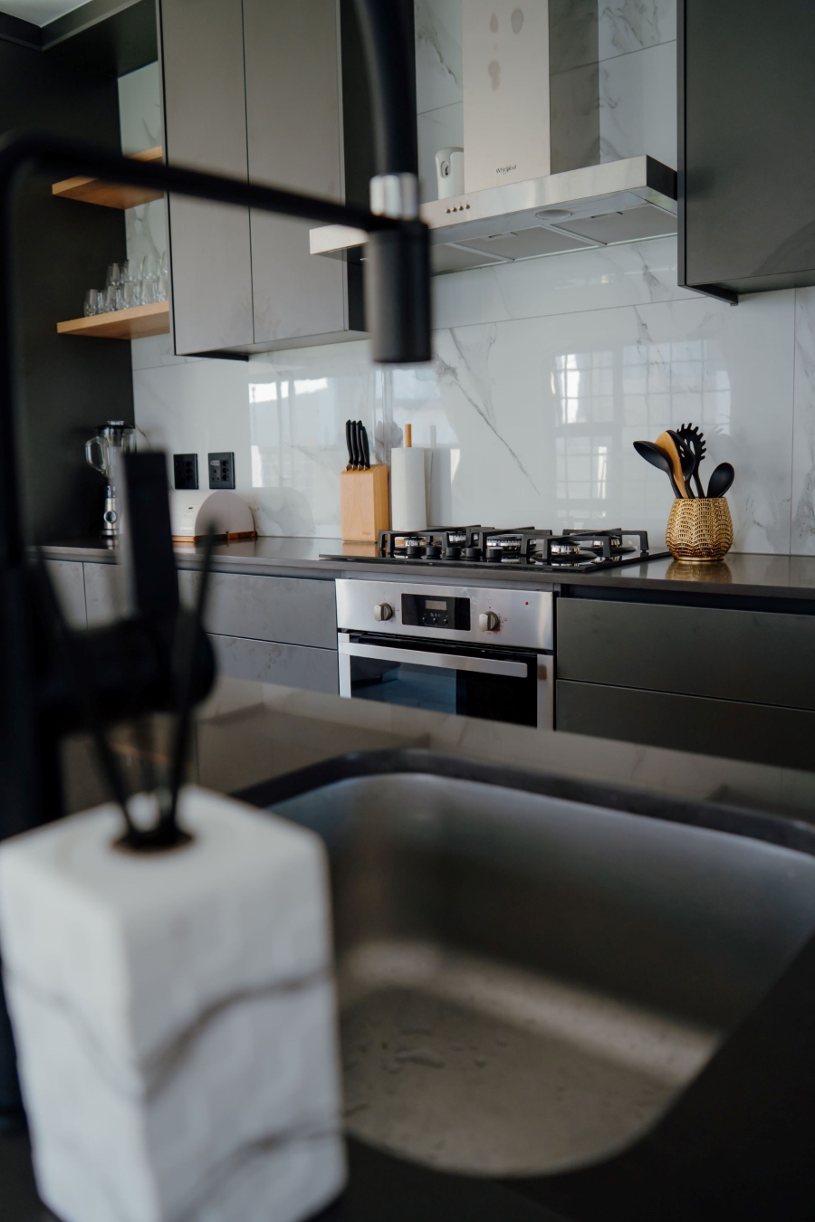 To Let 4 Bedroom Property for Rent in Sandown Western Cape